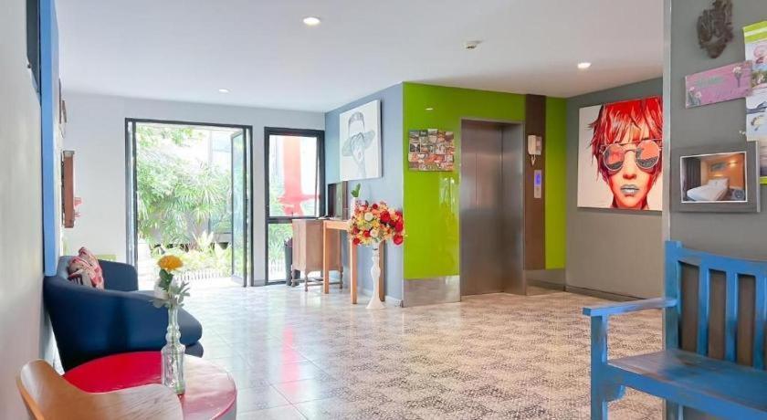 Bb House Mini Suite Hotel Bangkok Exterior foto