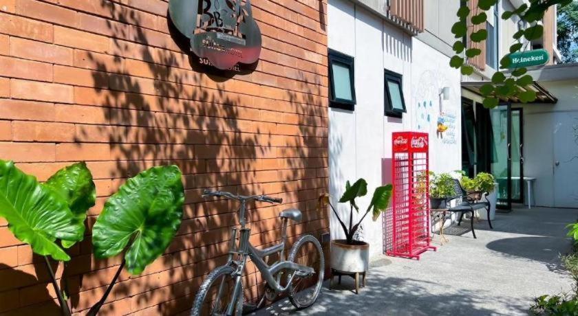 Bb House Mini Suite Hotel Bangkok Exterior foto