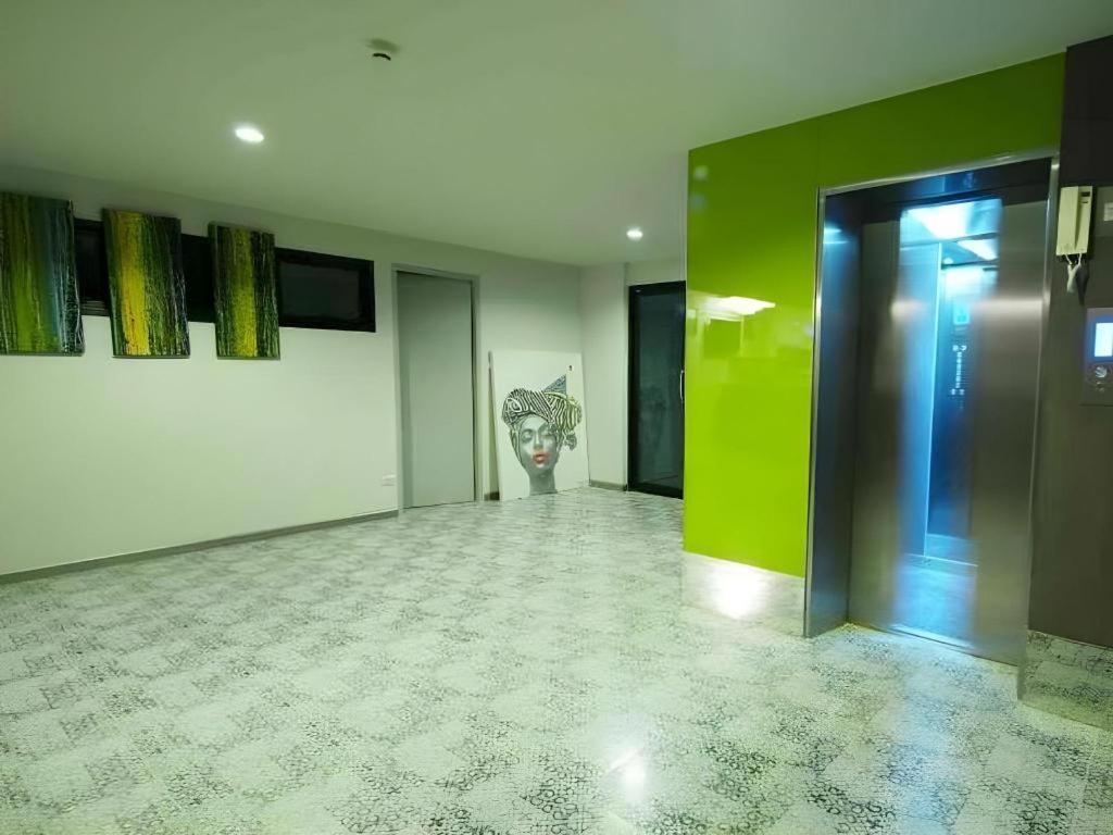 Bb House Mini Suite Hotel Bangkok Exterior foto